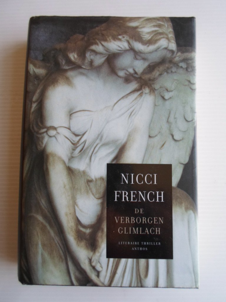 Nicci French - Verborgen glimlach, literaire thriller