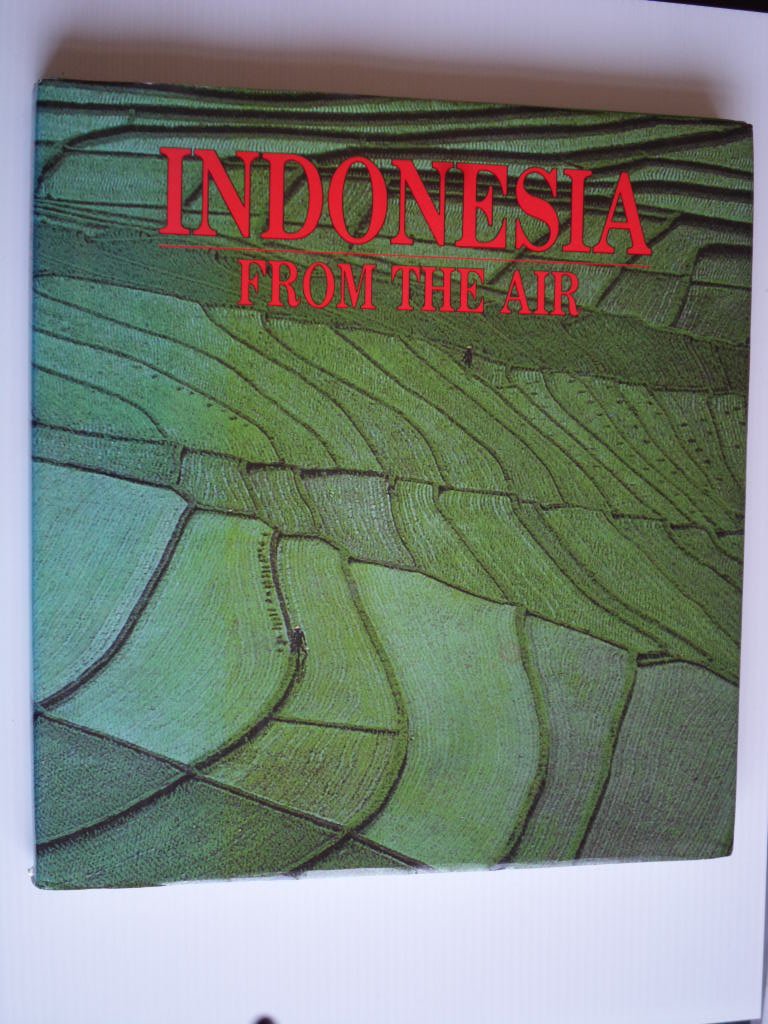 Atmowiloto, Arswendo - Indonesia from the air