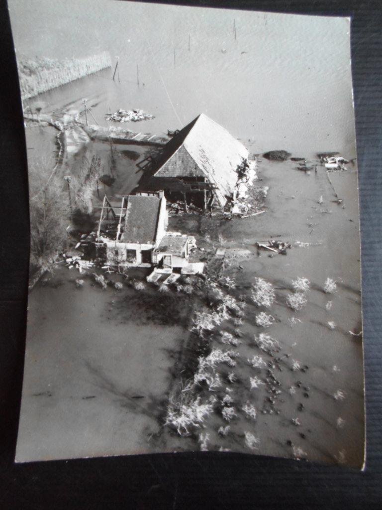  - Foto Aerophoto Nederland Watersnoodramp 1953, Hoekse Waard