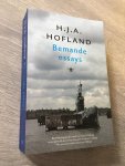 Hofland, H.J.A. - Bemande essays