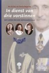 Zinnicq Bergmann, Mr. R.J.E.M. van - In dienst van drie vorstinnen. Het leven van een hofmaarschalk.