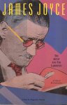 Martin, Augustine - James Joyce (The Artist and the Labyrinth, A Critical Re-evaluation), 354 pag. paperback, goede staat