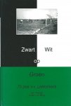 Timmer, Jan ; Berg, Arjen v.d. - Zwart Wit op Groen : 75 jaar V.V. Lekkerkerk