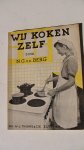 Berg, N.G. v.d - illustr. G.Landman - Wij koken zelf!. / Eenvoudig kookboekje voor meisjes
