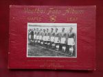 Leeuwen, Aad van (tekst) - Voetbal Foto Album - 1e klasse K.N.V.B. Elftallen - Competitie 1951-1952