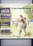 GREVEN, GERARD & MARC VAN DER LINDEN & HENRI WEIKAMP (samenstellers) - 1929 - Voetbalvereniging Vorden - 2004 75 jaar langs de kalklijn