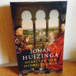 Huizinga, J. - Herfsttij der Middeleeuwen / studie over levens- en gedachtenvormen der veertiende en vijftiende eeuw in Frankrijk en de Nederlanden