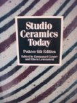 by Cooper Emmanuel and Lewenstein Eileen (Editor) - Studio Ceramics Today Potters 6th edition
