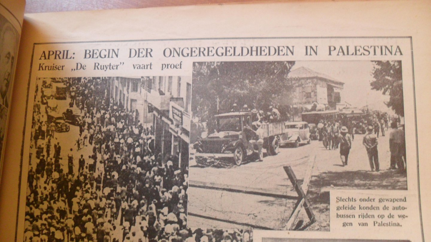 red. - 1936 in Beeld          ( Courant van Algemeen Handelsblad)