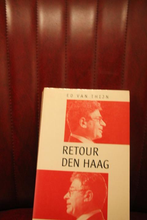 Thijn, E. van - Retour Den Haag / dagboek van een minister