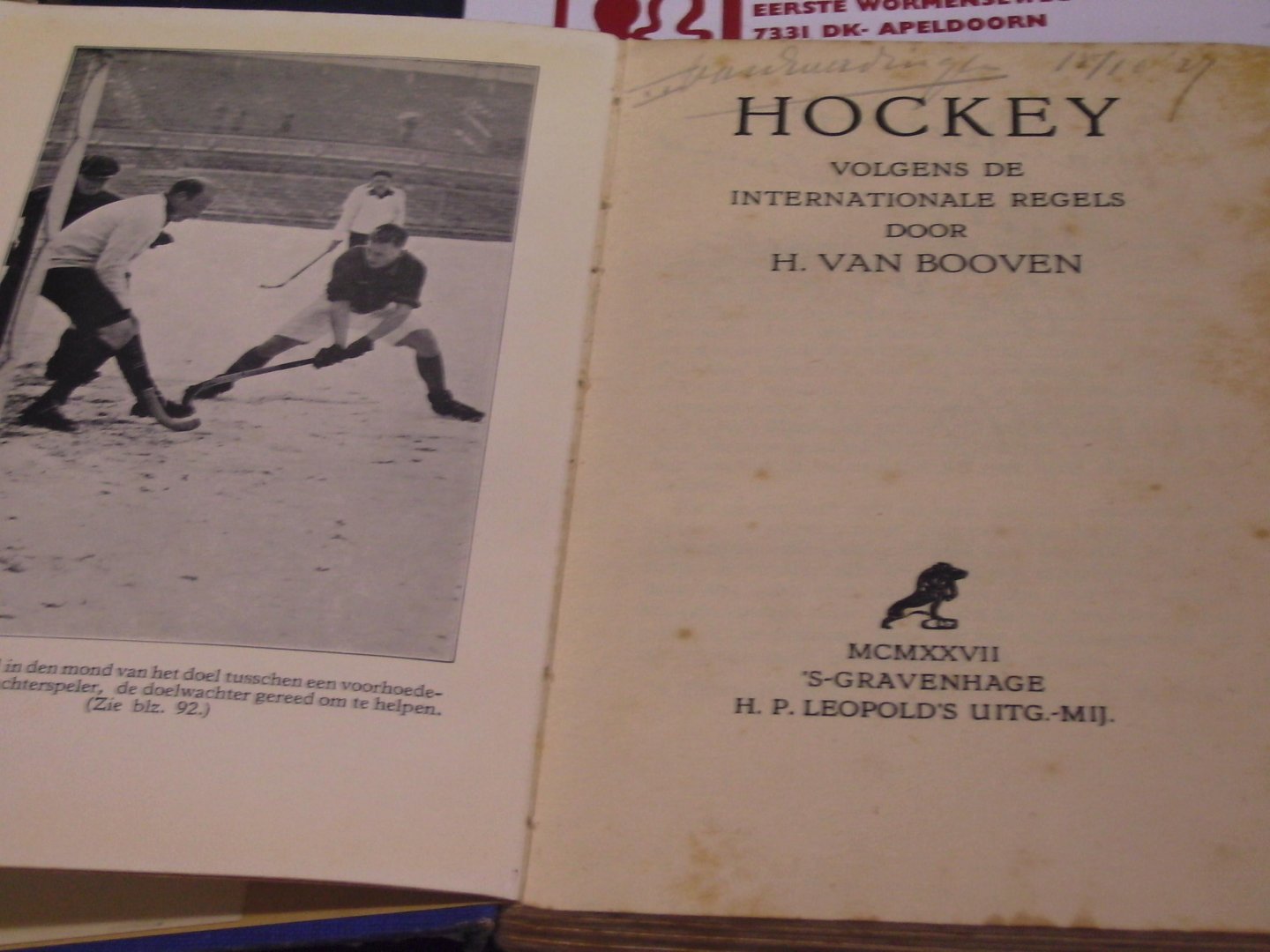 Booven, H.van - Hockey ; volgens de internationale regels ( 1927)