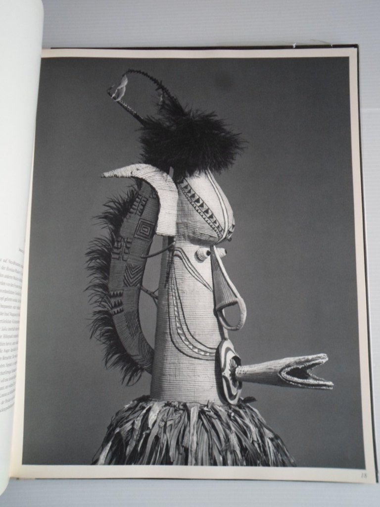 Schmitz, Carl A., Einführung & Aufnahmen von F.L.Kenett - Ozeanische Kunst, Skulpturen aus Melanesien