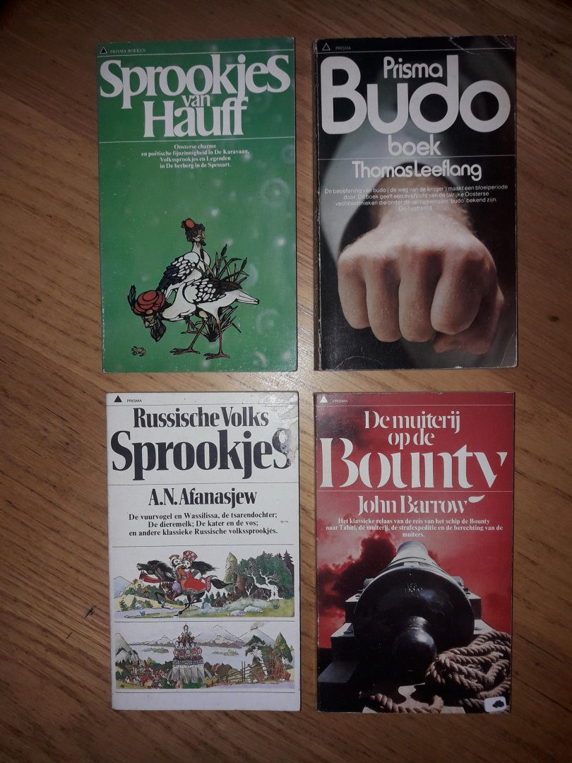 Hauff / Leeflang / Afanasjew / Barrow - Sprookjes van Hauff / Budo boek / Russische volks sprookjes / De muiterij op de bounty