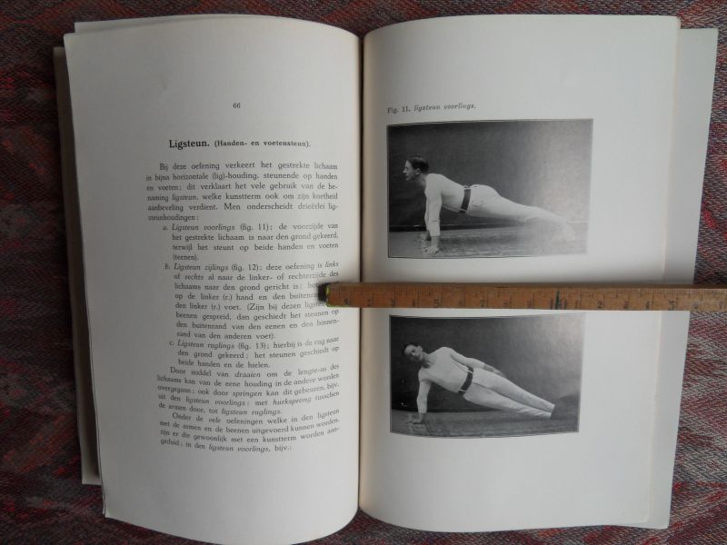 Luiting, J.H., e.a. (voorwoord). - Nomenclatuur voor de Orden-, Vrije en Gereedschapsoefingen der Gymnastiek.