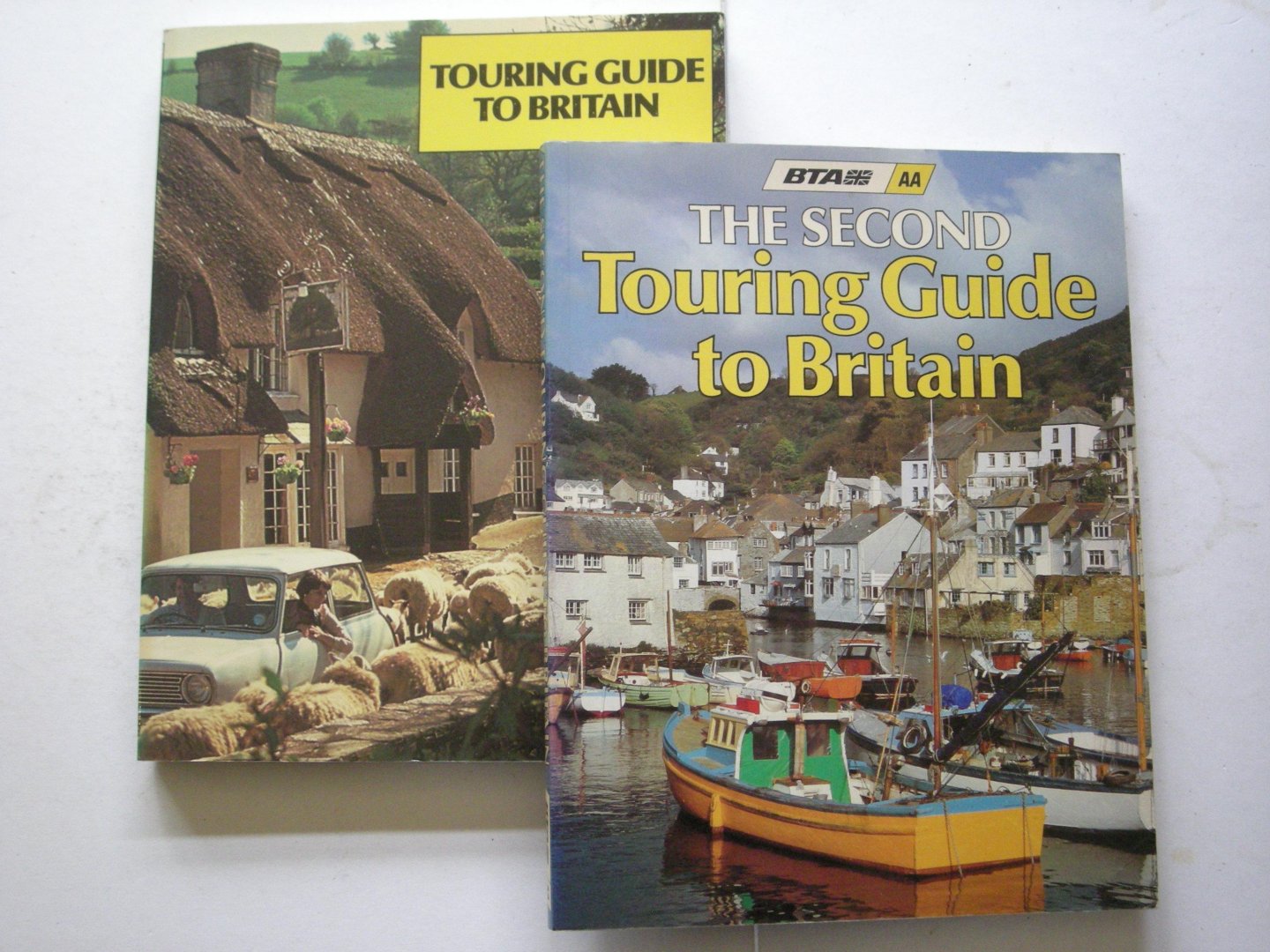 Beach, Russell, ed. - Touring Guide to Britain (112 tours)