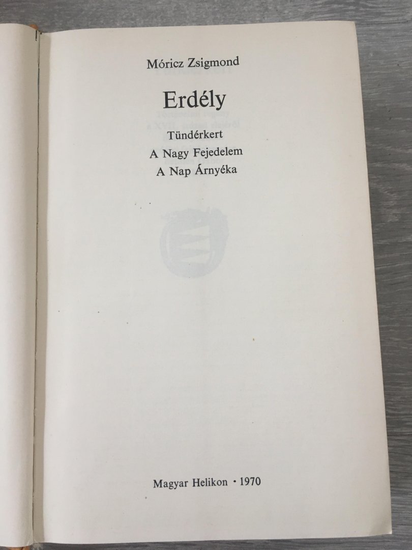 Móricz Zsigmond - Erdely (Hungarian Edition)