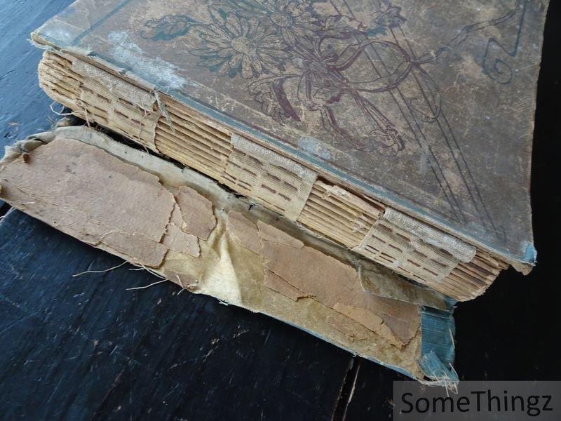 Anon. - Scrapbook / verzamelalbum / oud postkaartenalbum met talrijke krantenknipsels van wielrenners (jaren '40-'50-'60).
