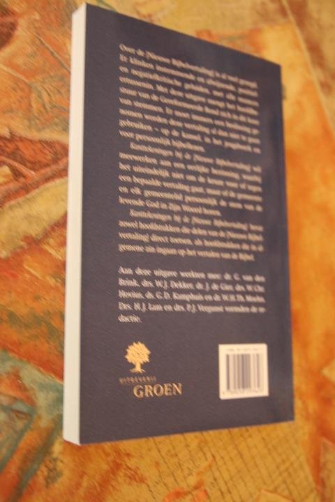 Lam, drs. H.J. en Vergunst, drs. P.J. ( red. ) - Kanttekeningen bij de [ Nieuwe Bijbelvertaling ]