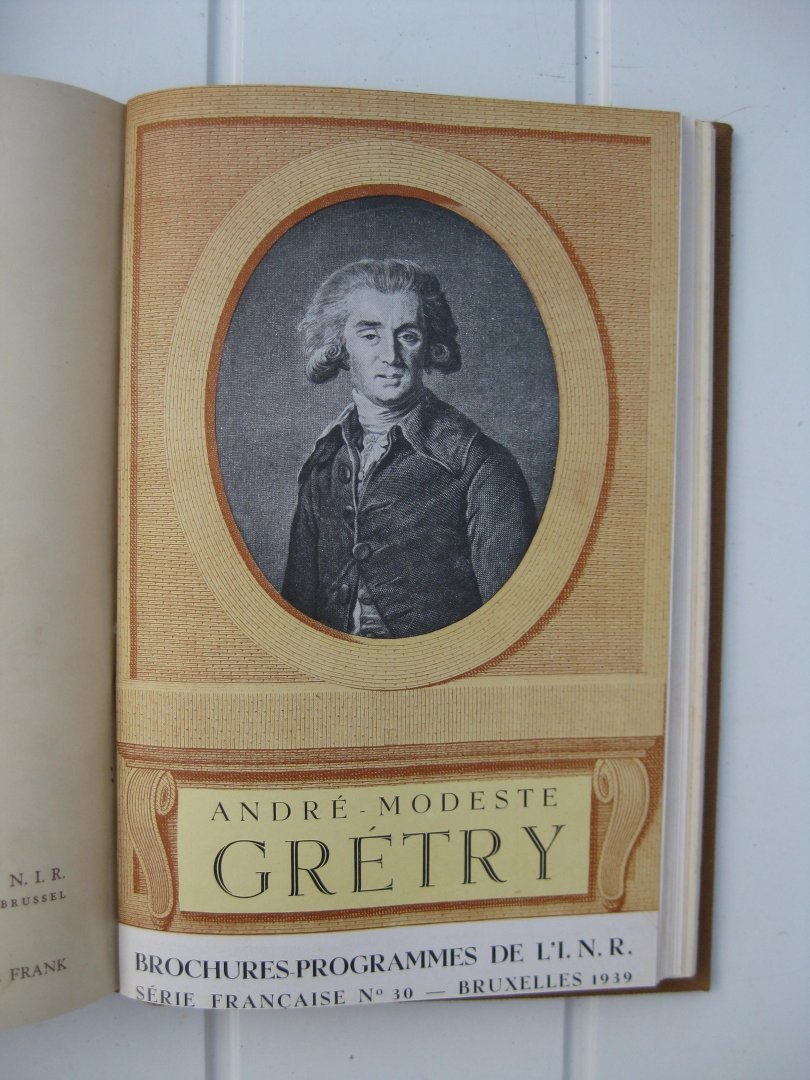 Collaer, Paul e.a. - Beteekenis van de muziek. Vorm en uitdrukking in de muziek. En nog 9 andere titels