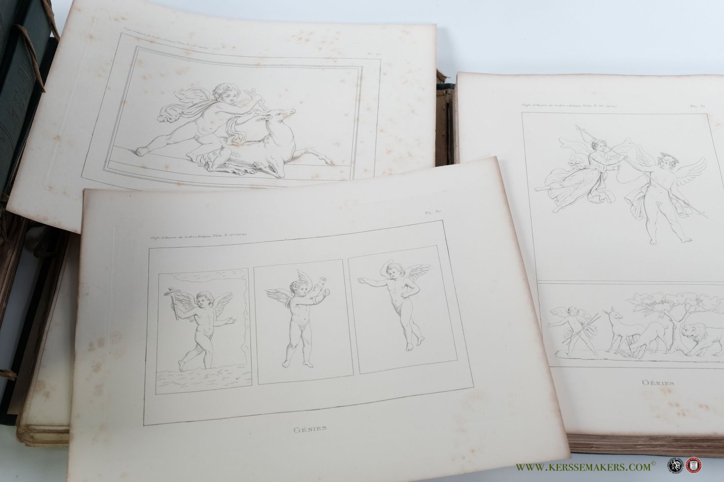 Lenormant, F. - Chefs d'oeuvre de l'art antique. Architecture - Peinture - Statues - Bas-reliëfs - Bronzes - Mosaïques - Vases - Medailles - Camées - Bijoux - Meubles, etc. Tirés principalement du Musée royal de Naples, dessinés et gravés (gravures au trai...