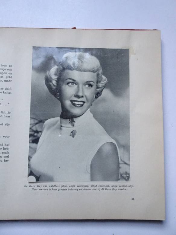 Ebeling, Hans. - Doris Day. Triomf der populaire charme. Een verhaal van onze tijd.