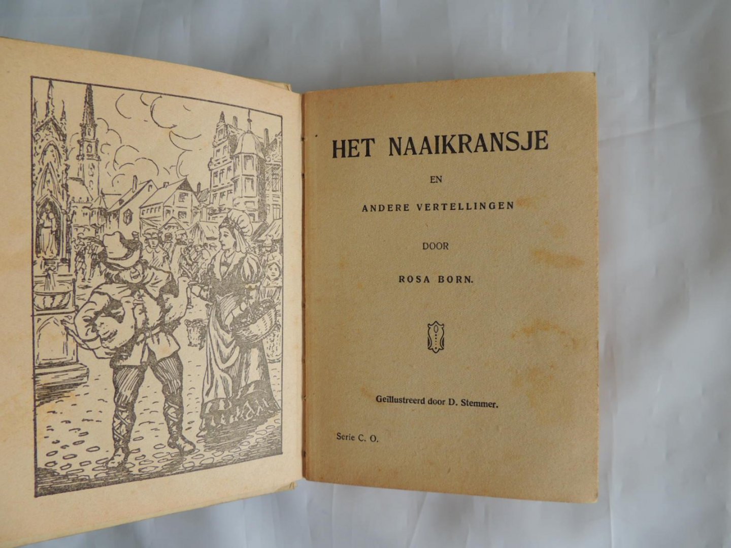 Rosa Born; geïllustreerd door D. Stemmer. - Henk Verduin - Het naaikransje en andere vertellingen door Rosa Born - Willem Tell en De negerhut van Oom Tom - opnieuw verteld door Henk Verduin
