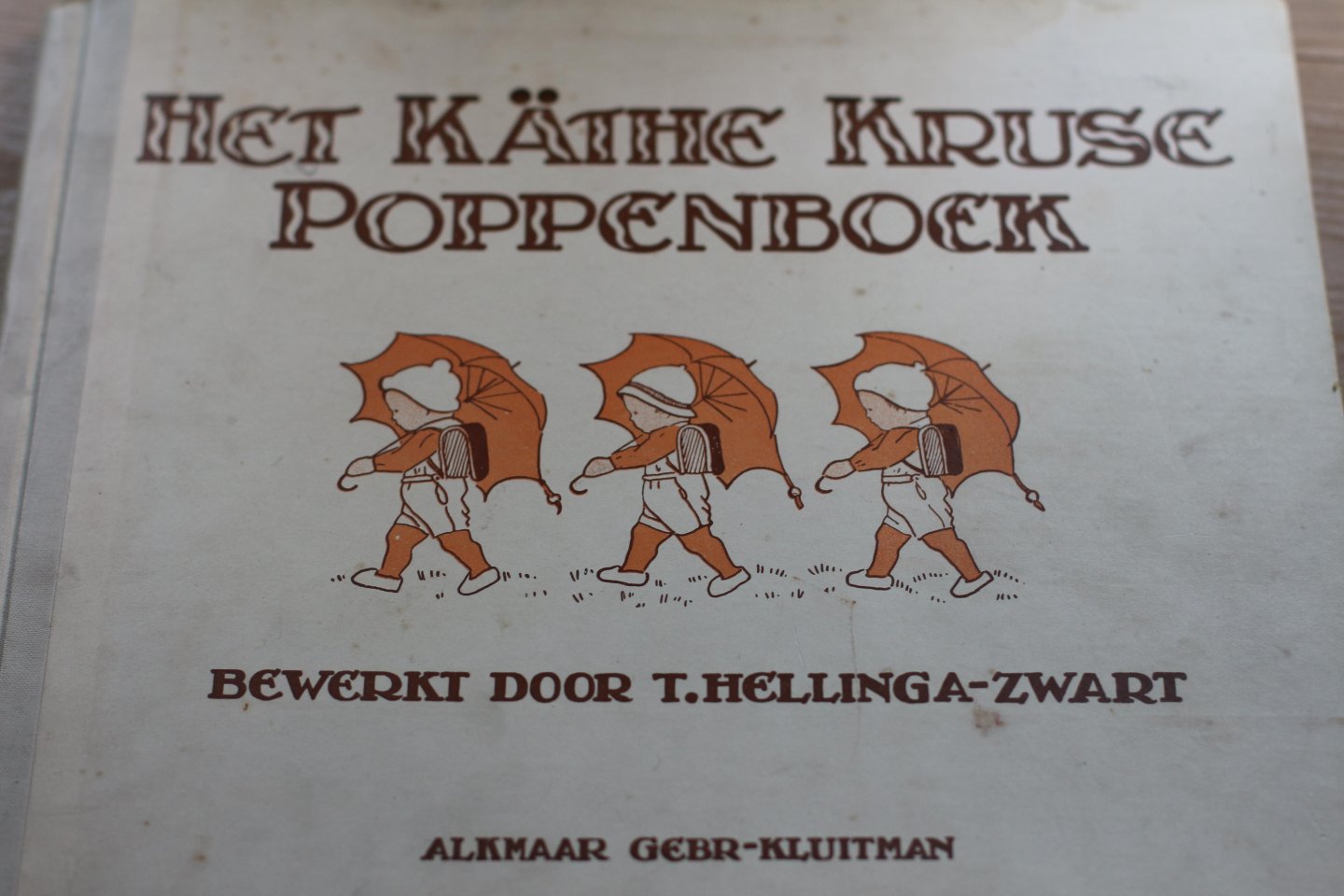 HELLINGA-ZWART, T. - Het Käthe Kruse Poppenboek