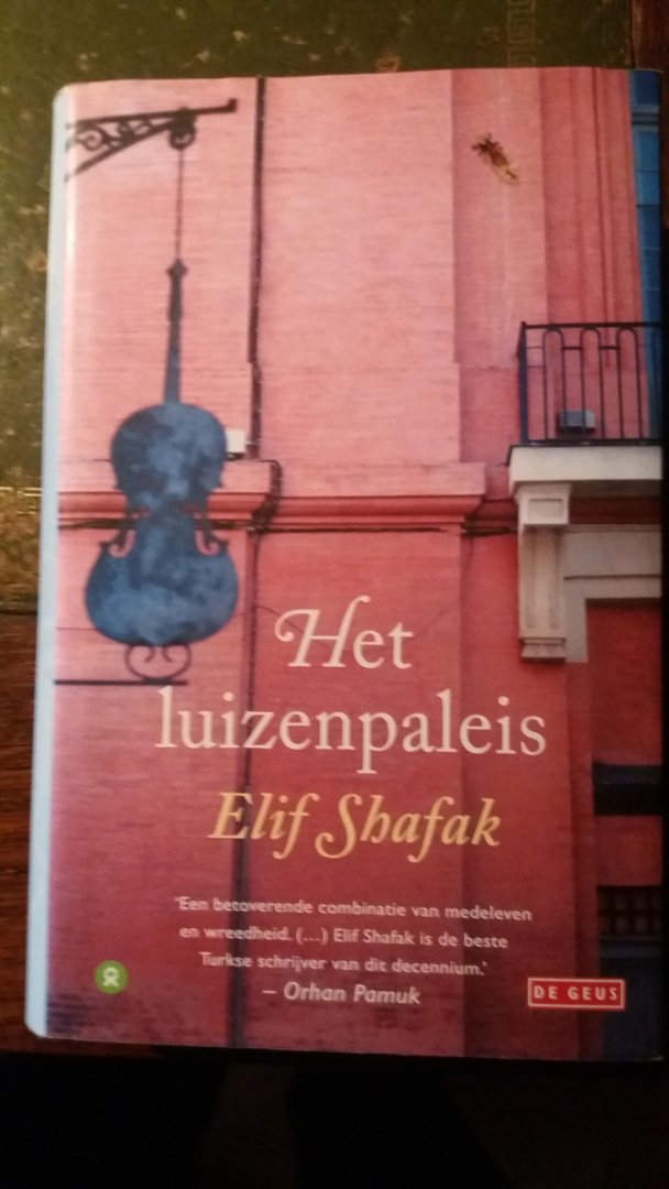 Elif Shafak - Het luizenpaleis