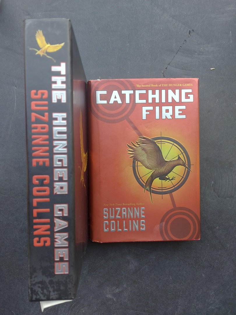Collins, Suzanne - Catching Fire