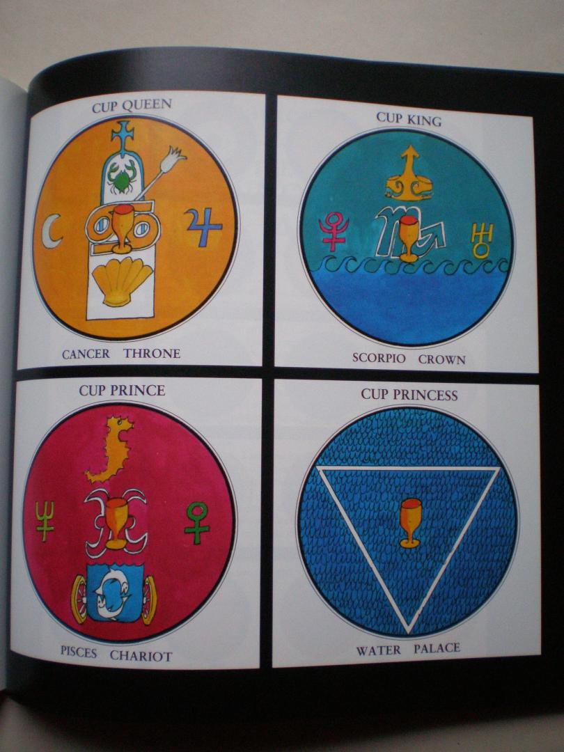 Mann, A.T. - The Mandala astrological Tarot