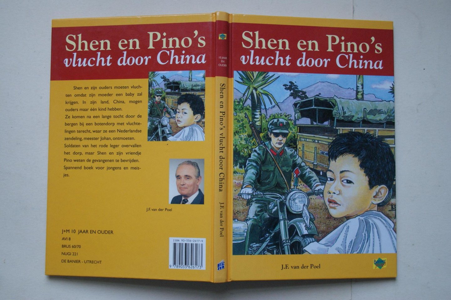 F. van der Poel - SHEN EN PINO'S VLUCHT DOOR CHINA