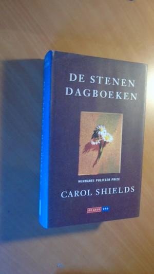 Shields, Carol - De stenen dagboeken