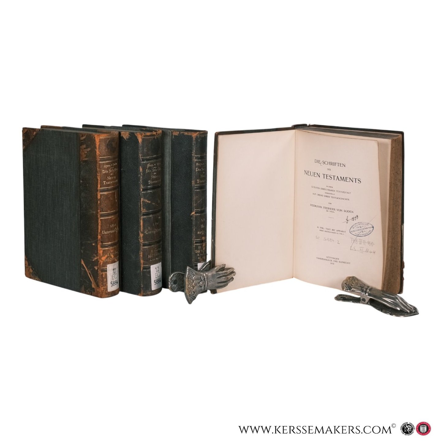 Soden, Hermann Freiherr von. - Die Schriften des Neuen Testaments in ihrer ältesten erreichbaren Textgestalt, hergestellt auf Grund ihrer Textgeschichte. [ 2 volumes in 4 bindings - Von Soden's major edition of the Greek text of the New Testament ].