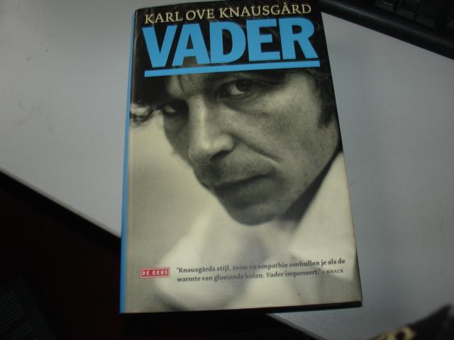 Knausgård, Karl Ove - Vader