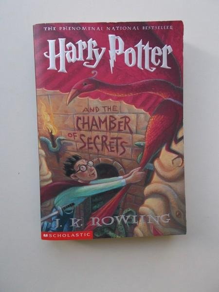 ROWLING, J.K., - Harry Potter and the chamber of secrets.