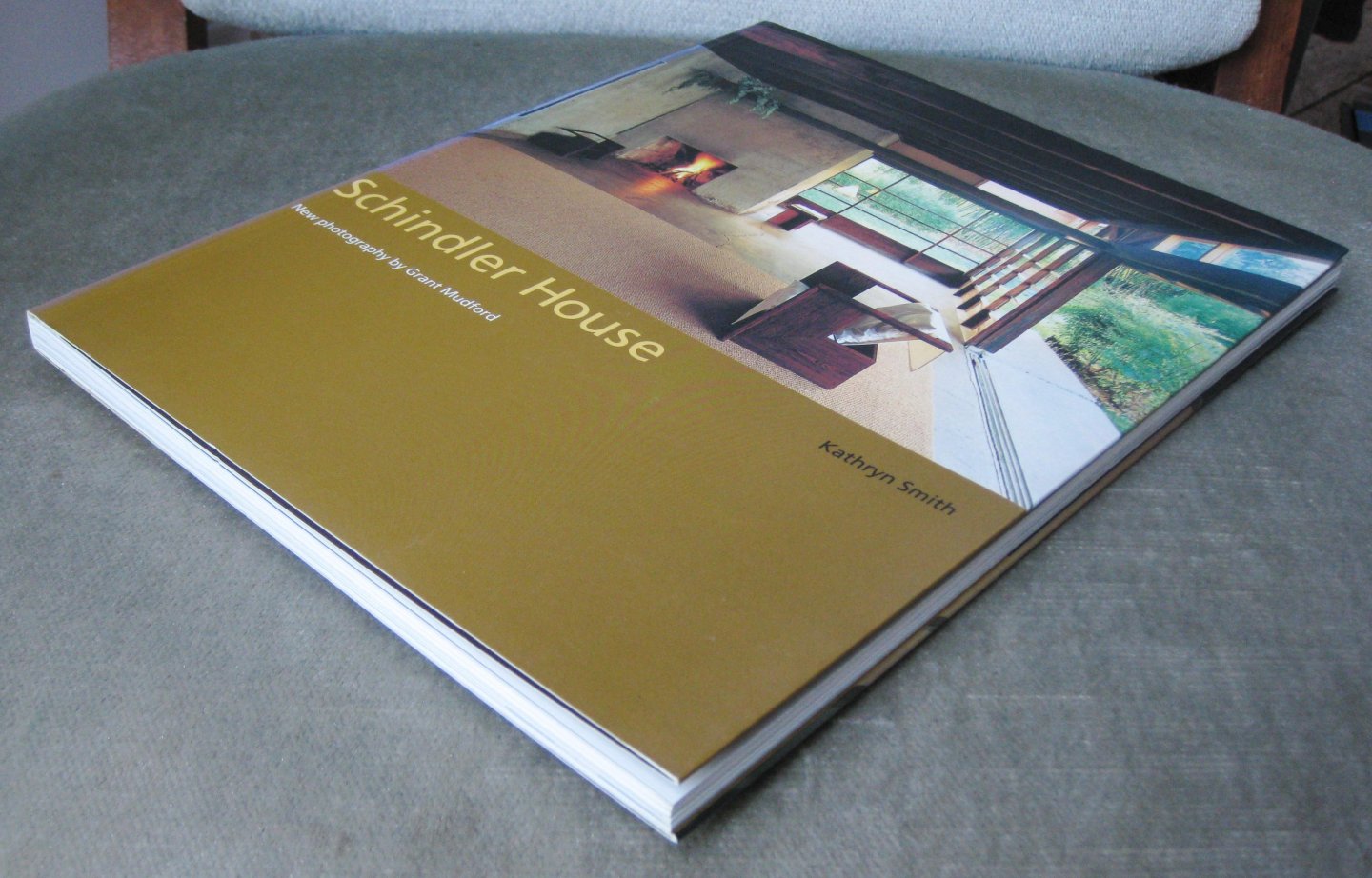 Smith, Kathryn  -  Mudford, Grand (photography) - Schindler House