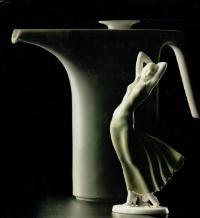 Helga Hilschenz Mlynek: - Rosenthal. Hundert Jahre Porzellan, Ausstellung Kestner-Museum Hannover.