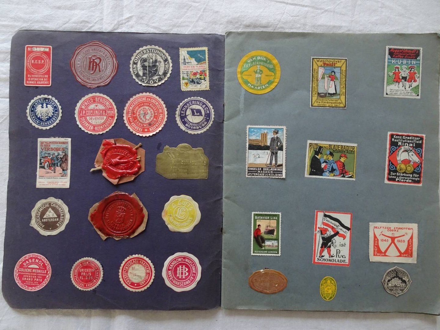 N.n.. - Sluitzegel Album. Ca. 320 sluitzegels.