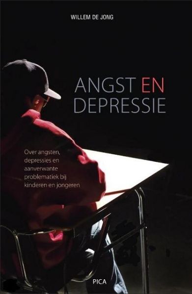 Jong , Willem de . [ isbn 9789077671375 ] 0418 - Angst en Depressie . ( Over angsten, depressies en aanverwante problematiek, een leidraad voor ouders en leerkrachten . ) Een zeer bruikbare gids geschreven voor met name onderwijzend personeel in het basis- en voortgezet onderwijs voor het kunnen -
