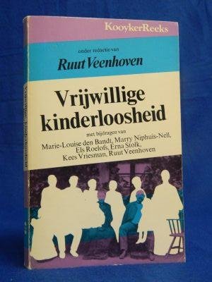 Veenhoven, Ruut (red) - Vrijwillige kinderloosheid + brief v/d NVSH over dit boek aan eigenaar