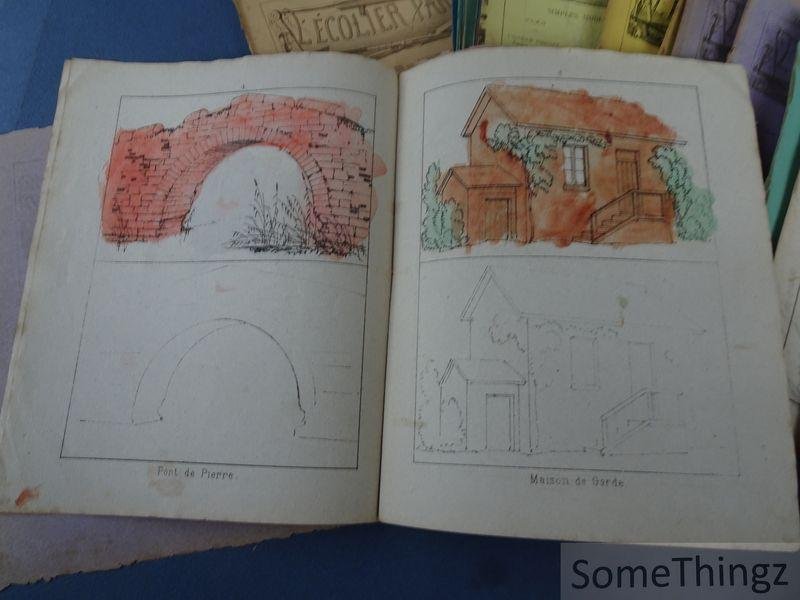 N/A. - L'école Parisien. Simples modèles de dessin avec esquisse.(lot de 38 fascicules)
