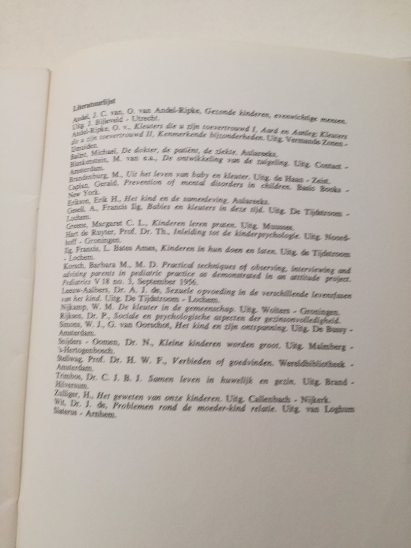 W. J. Bladergroen / M. Brandenburg - Kleuterzorg