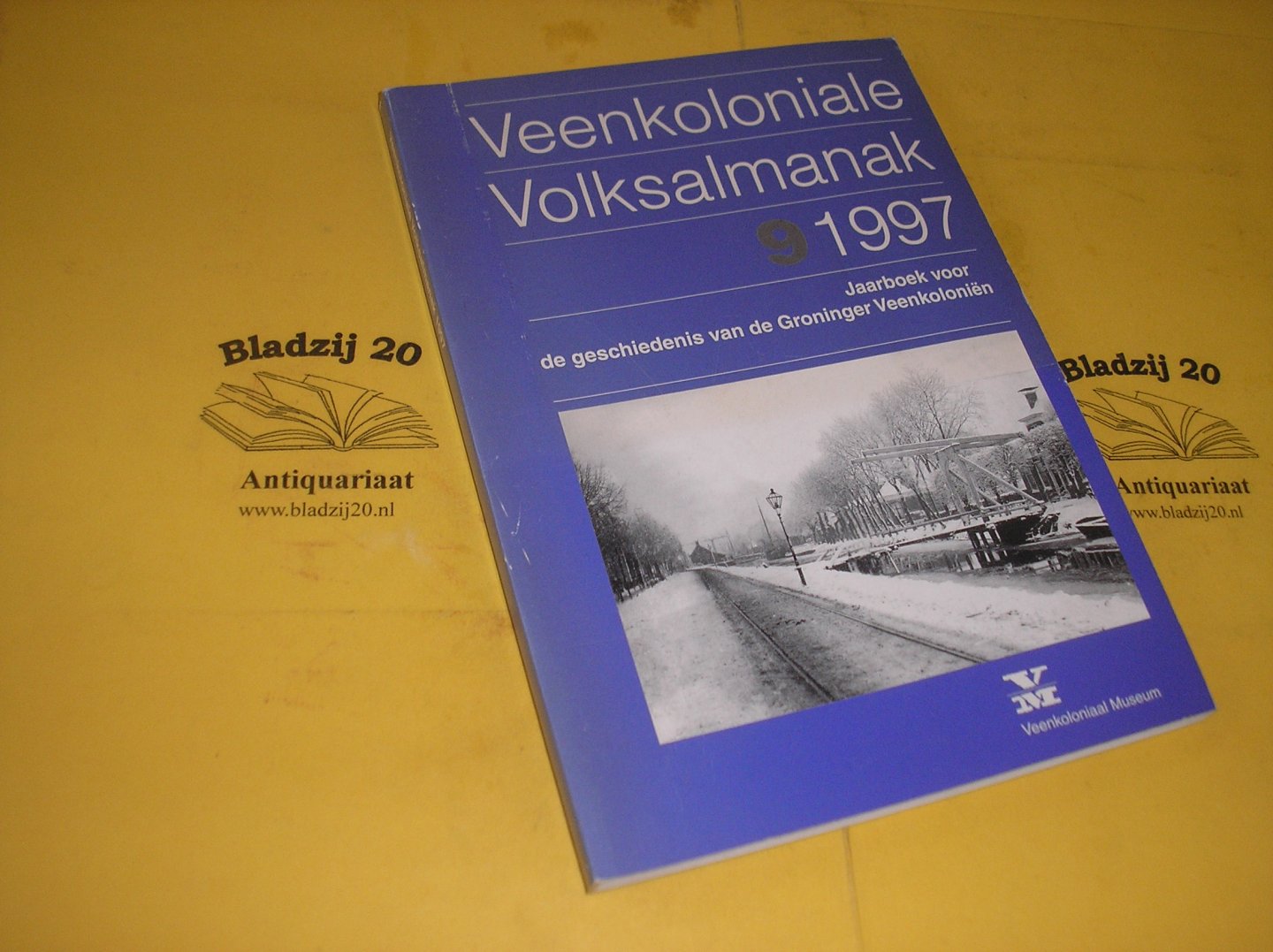 Veen, Harm, van der (eindred.). - Veenkoloniale Volksalmanak 9, 1997.  Jaarboek voor de geschiedenis van de Groninger Veenkoloniën.