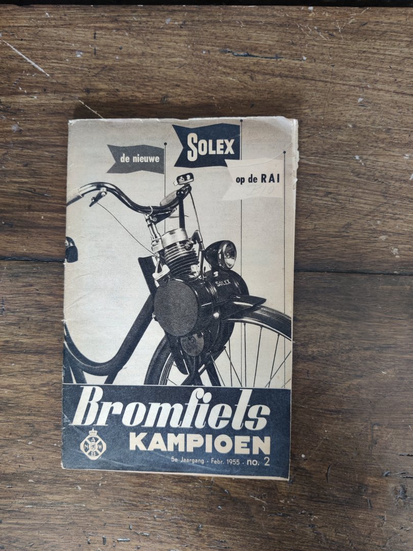  - Bromfiets Kampioen fbr. 1955, no. 2: De nieuwe Solex op de RAI.