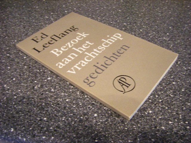 Ed Leeflang - Bezoek aan het vrachtschip gedichten