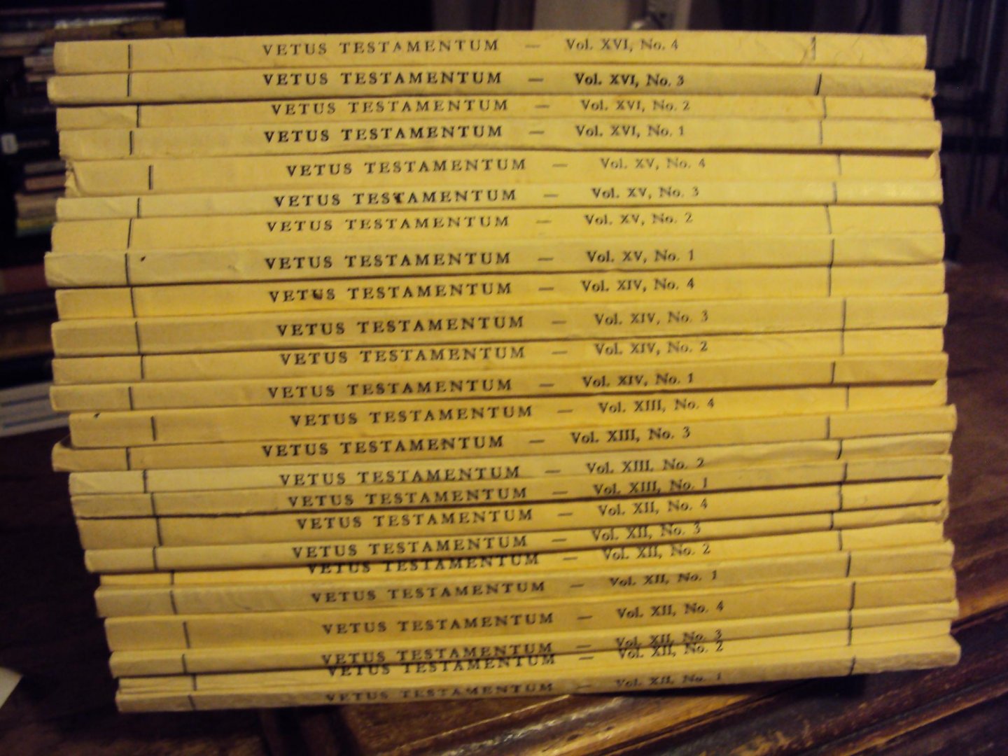  - Vetus Testamentum. Quarterly published by the International Organization of Old Testament Scholars. Volumes 12-16