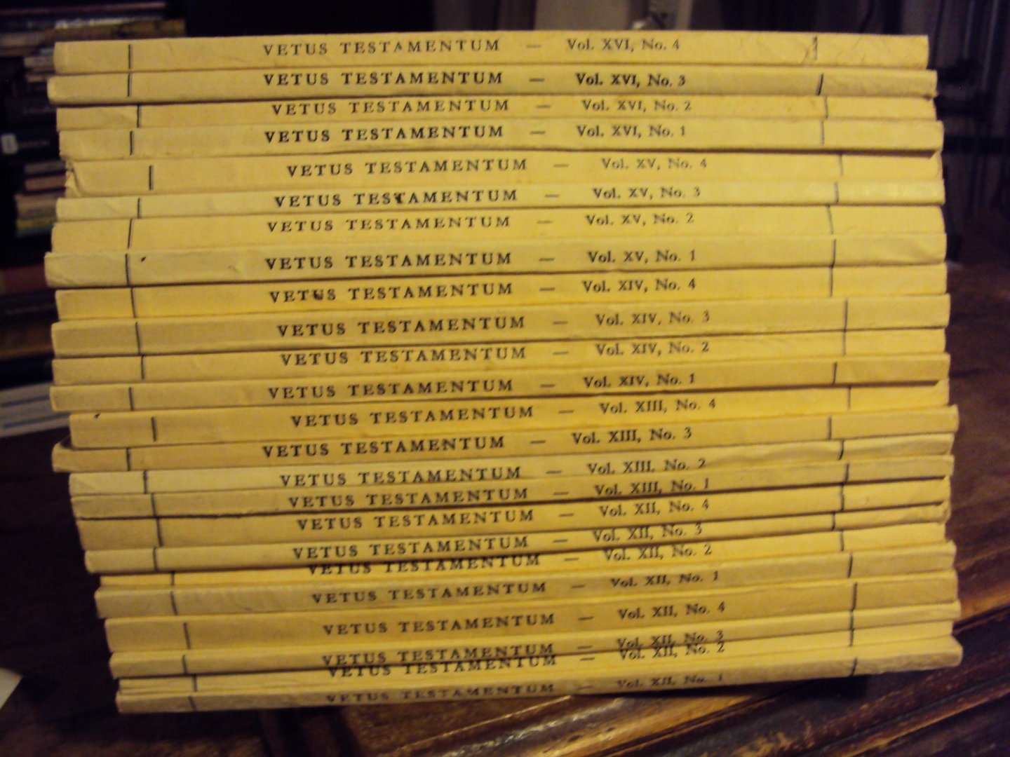  - Vetus Testamentum. Quarterly published by the International Organization of Old Testament Scholars. Volume 12