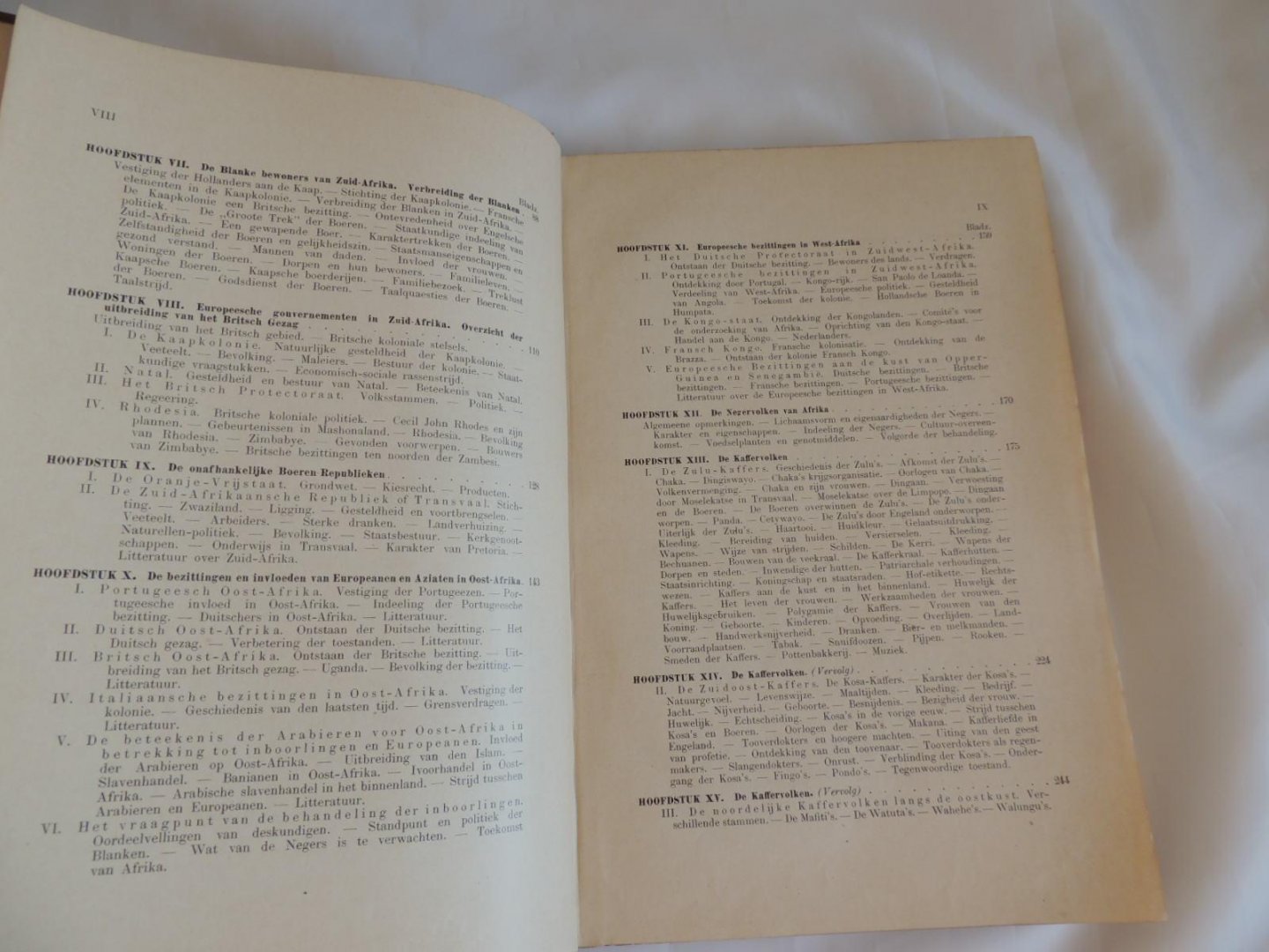 Blink, H - De Bewoners der Vreemde Werelddeelen. Afrika-Azië-Amerika-Australië; in hun leven, zeden en gewoonten, naar hun staatkundige, economische en sociale ontwikkeling en tevens in hun verhouding tot Europesche volken beschreven