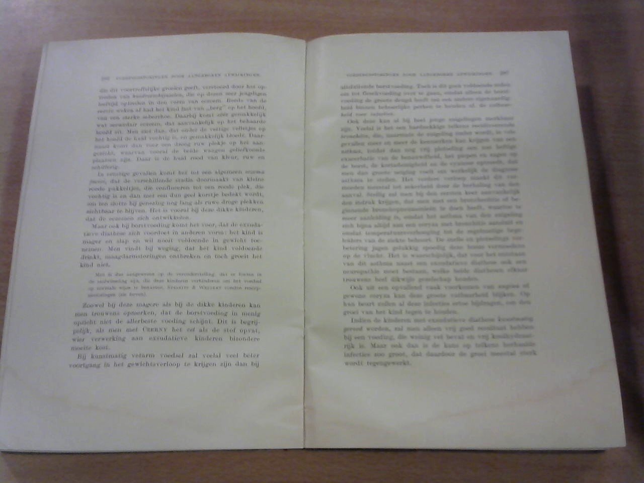 Gorter, Dr. E. - De voeding van gezonde en zieke zuigelingen