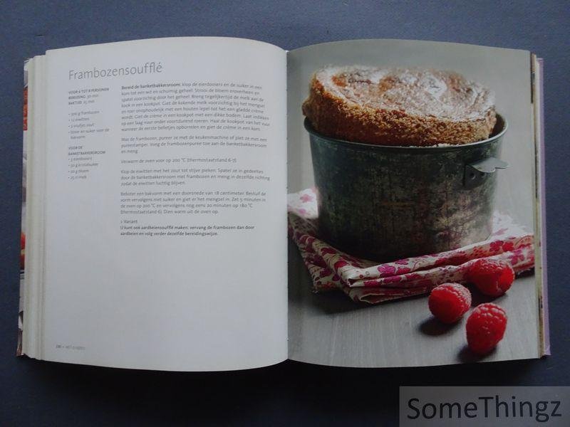 N/A. - Larousse. - Het grote Larousse patisserieboek.